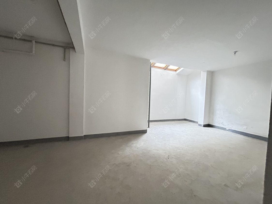 上海中信泰富朱家角新城鸿玺郡北区999弄在售二手房源小区图_小牛看房