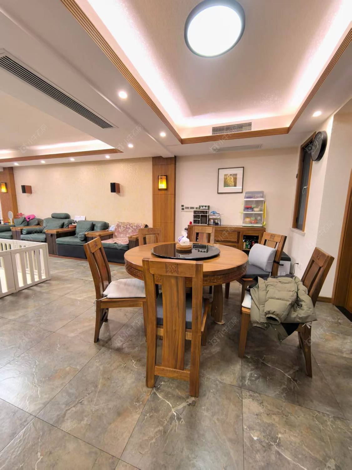 上海美兰湖岭域在售二手房源小区图_小牛看房