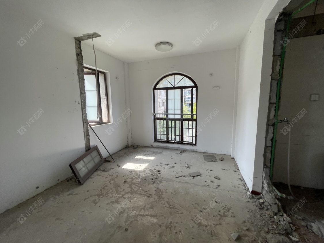 上海璟储新和湾别墅区在售二手房源小区图_小牛看房