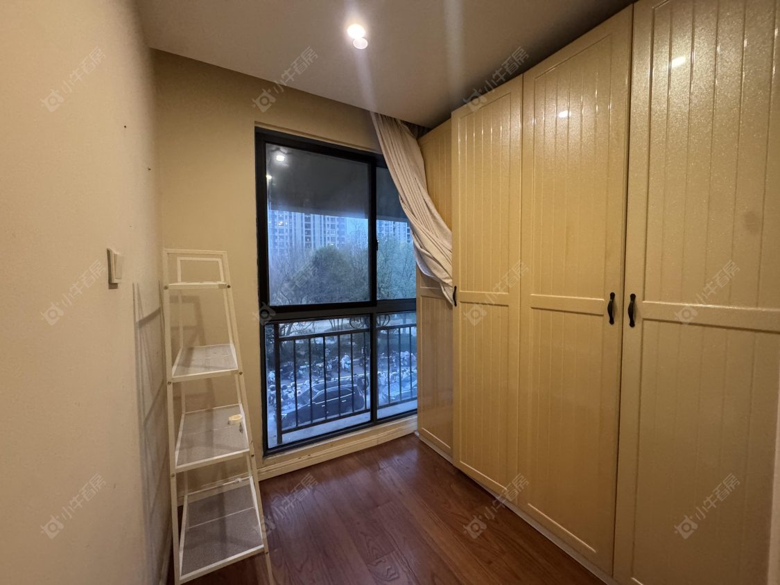 上海保利叶上海二期在售二手房源小区图_小牛看房