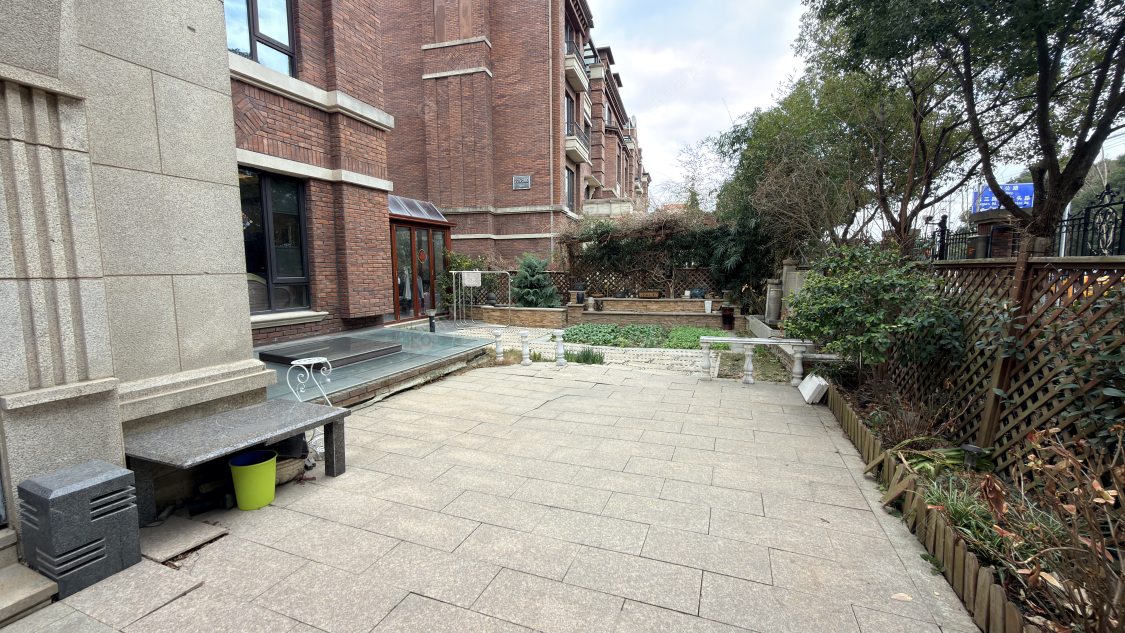 上海金地艺华年别墅区在售二手房源小区图_小牛看房