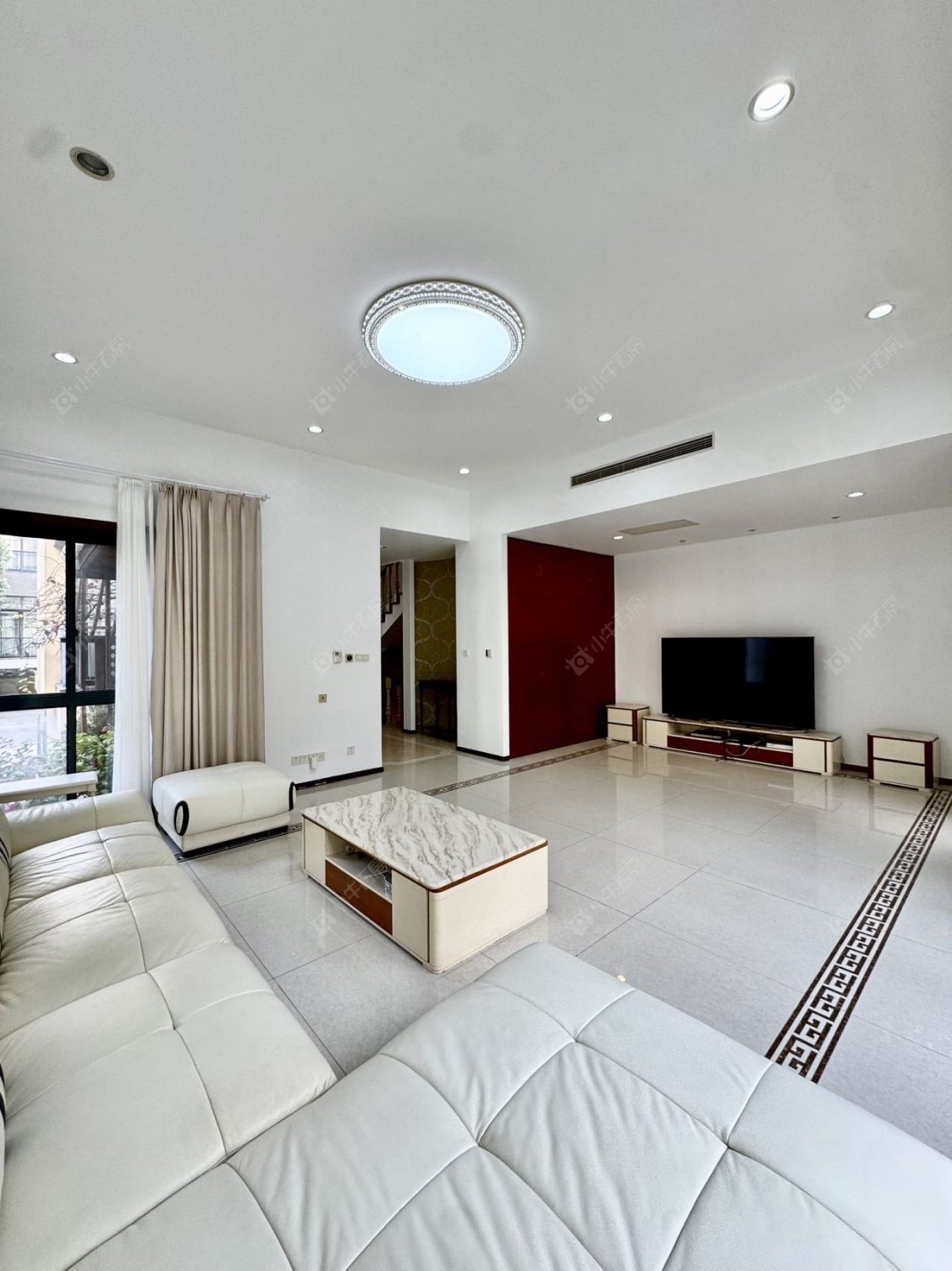 上海凯德林茵湖畔东区别墅区在售二手房源小区图_小牛看房