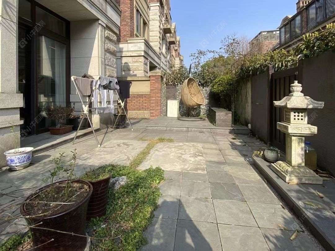 上海万科琥珀郡园别墅区在售二手房源小区图_小牛看房