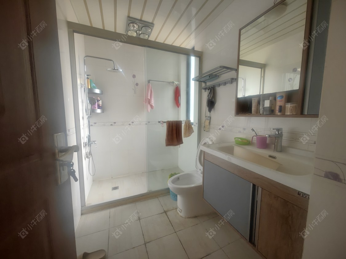 上海顺驰美兰湖在售二手房源小区图_小牛看房