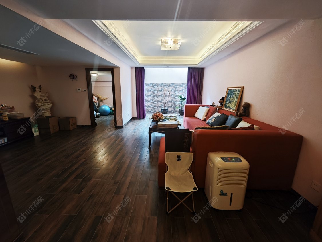 长泰东郊御园别墅区房源小区图 上海长泰东郊御园别墅区在售二手房源小区图_小牛看房