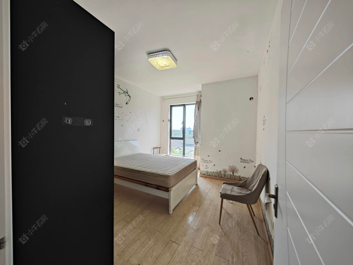 上海美兰湖岭域在售二手房源小区图_小牛看房