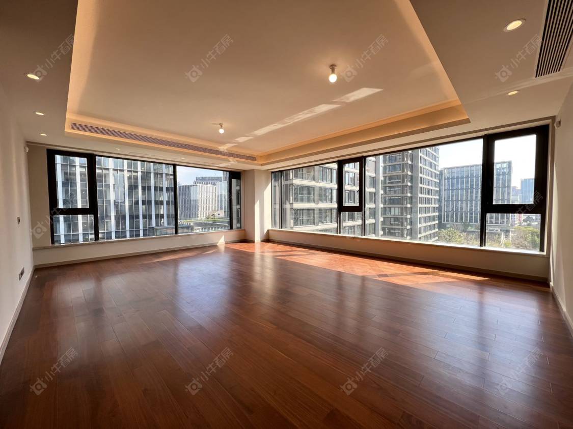 上海绿地海珀外滩一期在售二手房源小区图_小牛看房