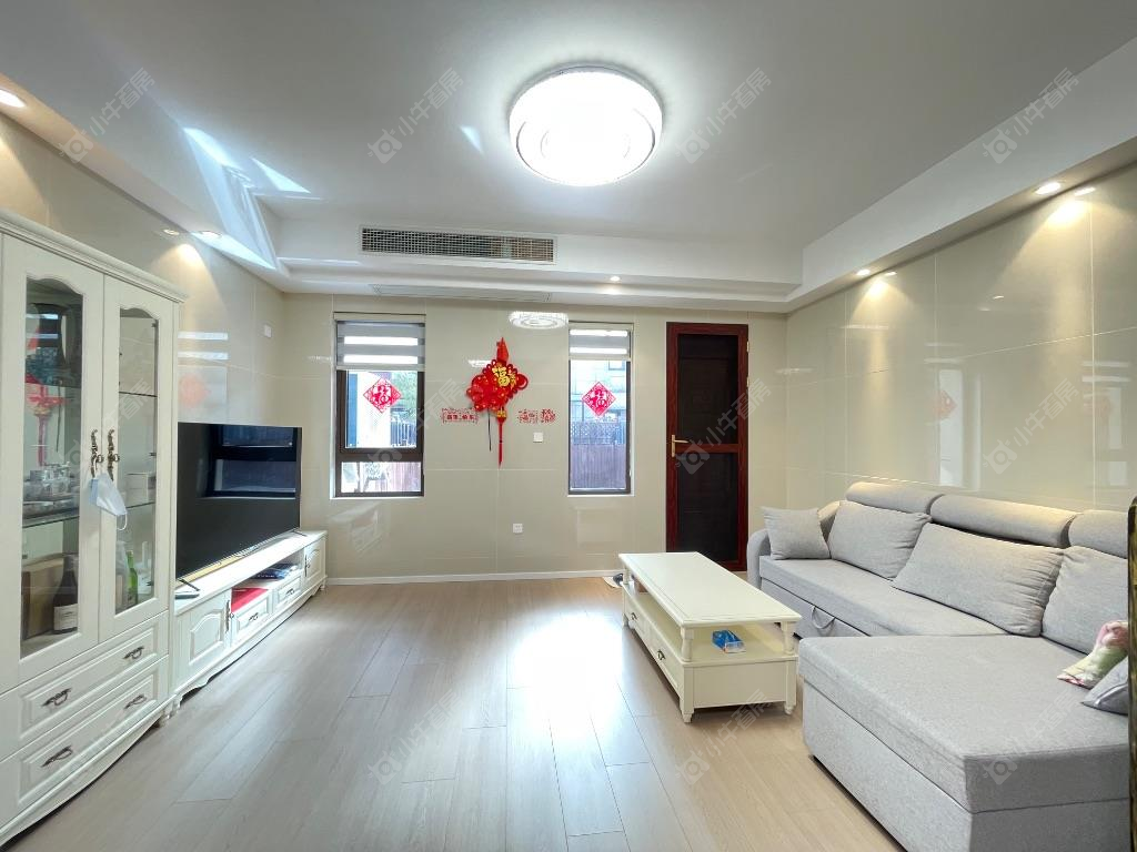 上海中骏雍景湾西区在售二手房源小区图_小牛看房