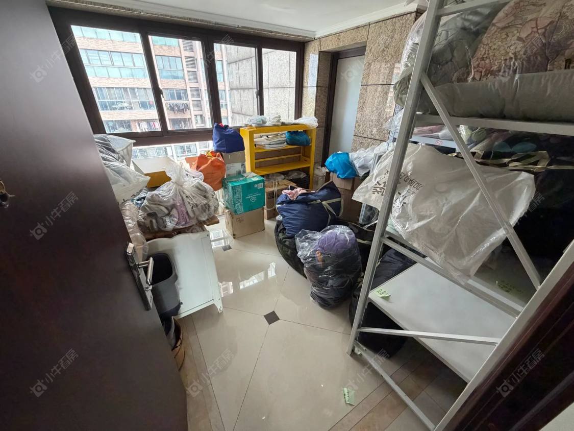 上海万业紫辰苑在售二手房源小区图_小牛看房