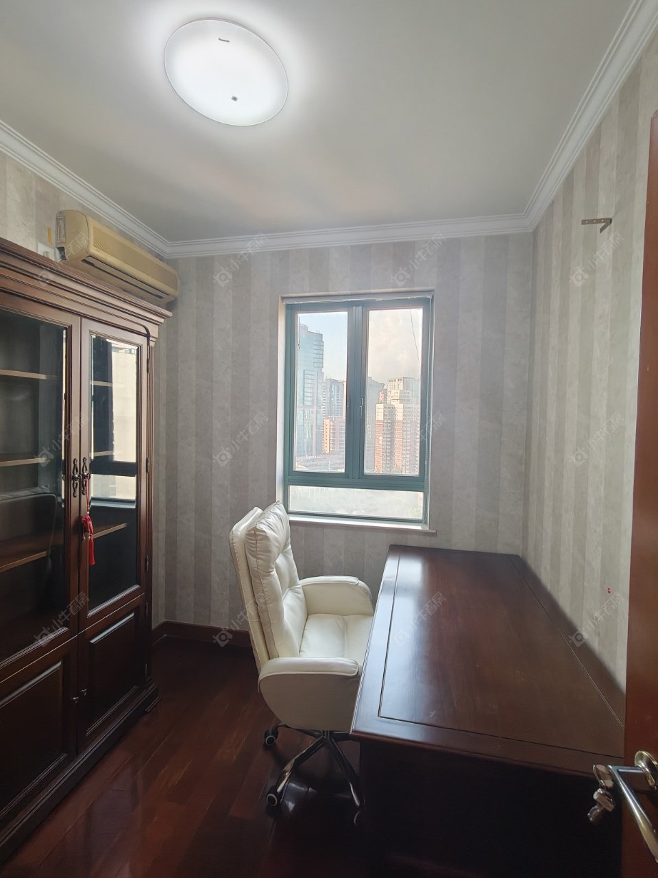 上海嘉里华庭在售二手房源小区图_小牛看房