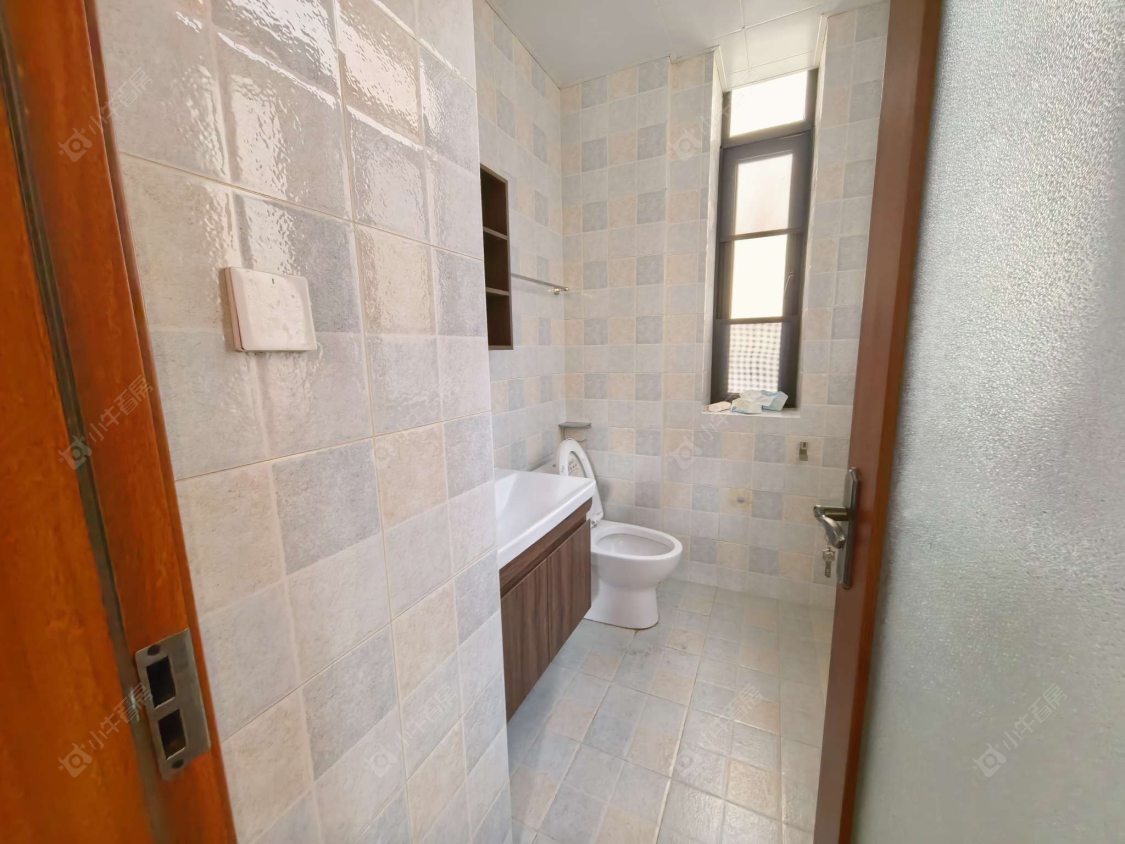 上海万科琥珀郡园别墅区在售二手房源小区图_小牛看房