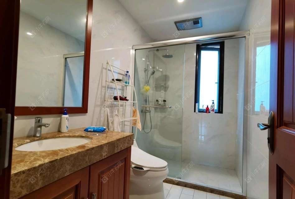 上海万科琥珀郡园别墅区在售二手房源小区图_小牛看房