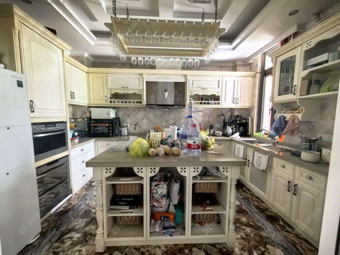 上海万科琥珀郡园别墅区在售二手房源小区图_小牛看房