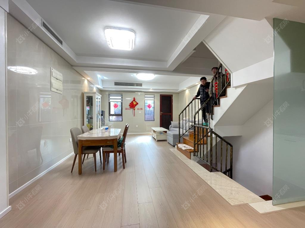 上海中骏雍景湾西区在售二手房源小区图_小牛看房