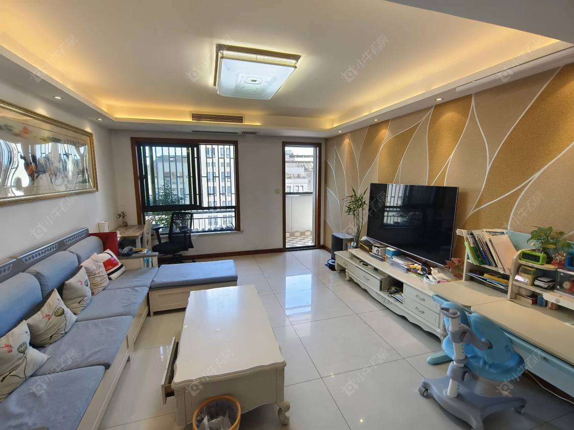 上海万科四季花城111弄在售二手房源小区图_小牛看房