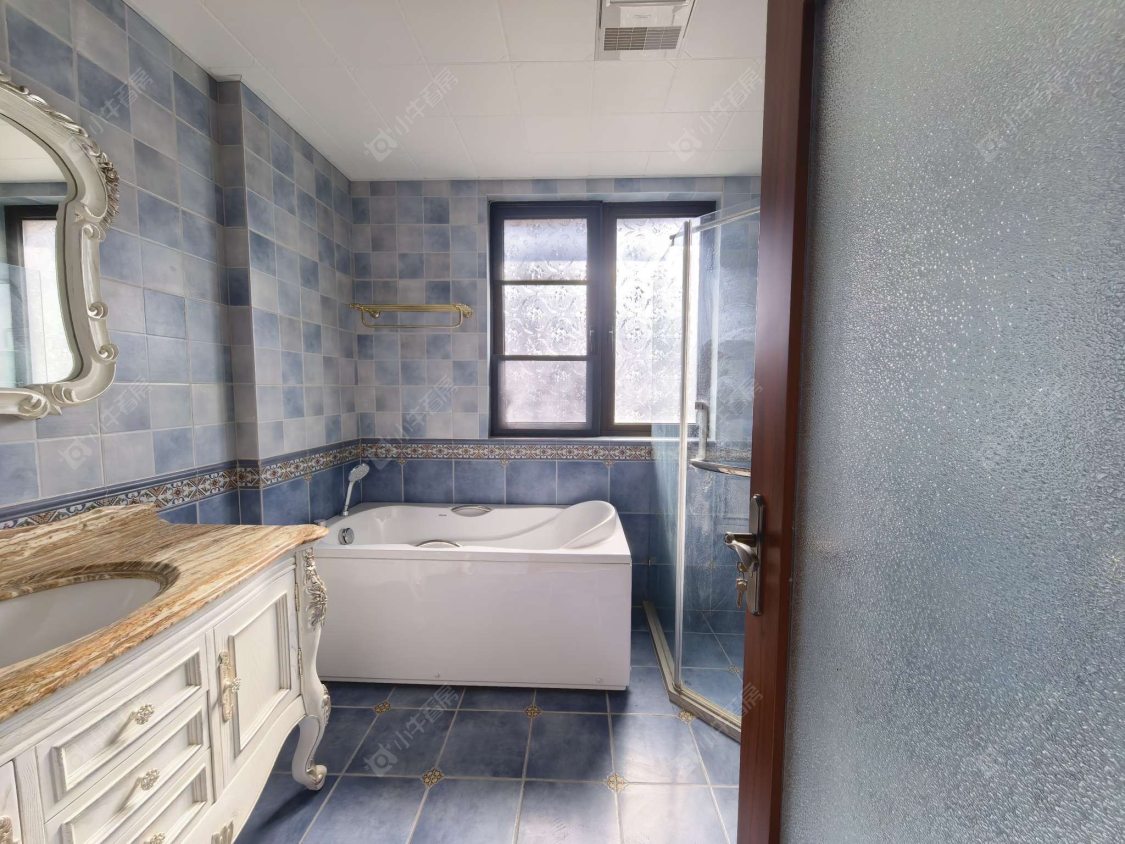 上海万科琥珀郡园别墅区在售二手房源小区图_小牛看房