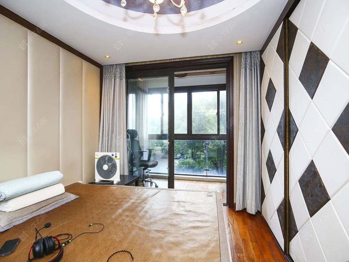 上海泰宝华庭公寓在售二手房源小区图_小牛看房