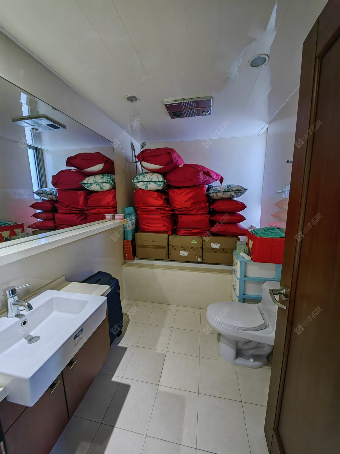 上海万科四季花城211弄在售二手房源小区图_小牛看房