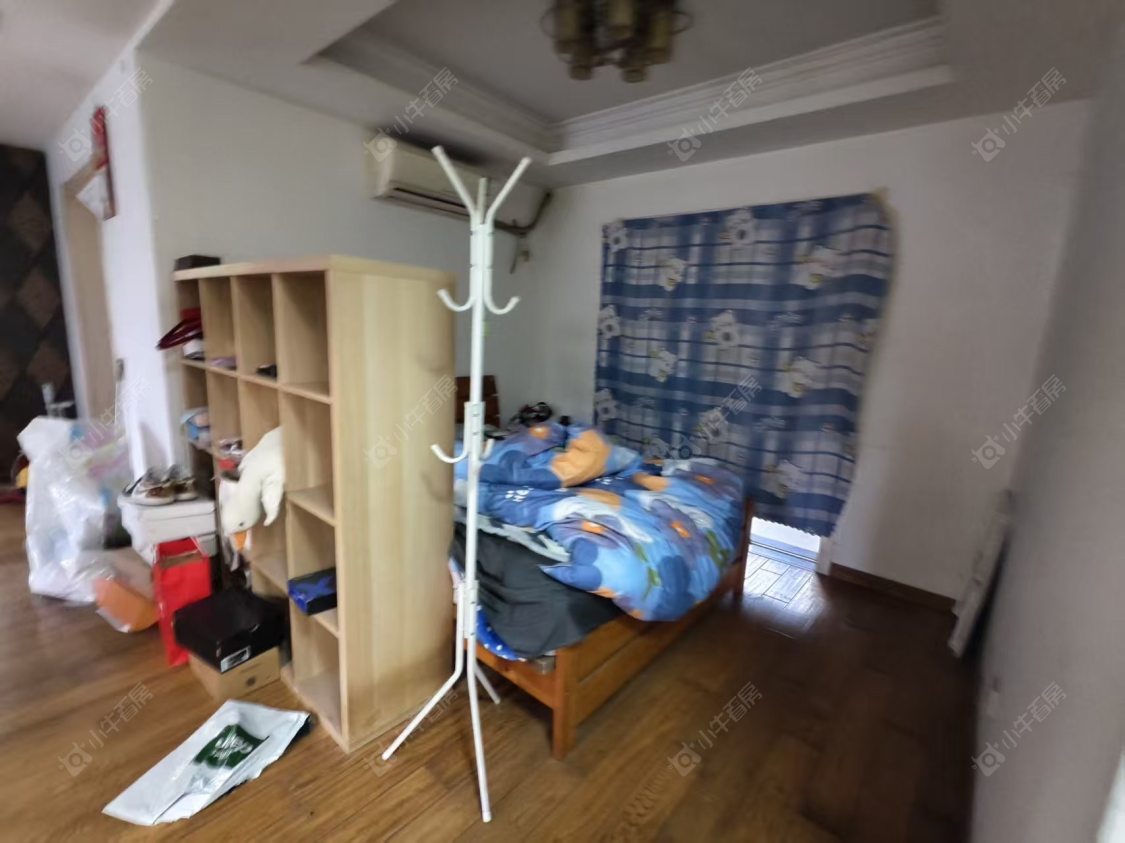 上海美兰湖颐景园在售二手房源小区图_小牛看房