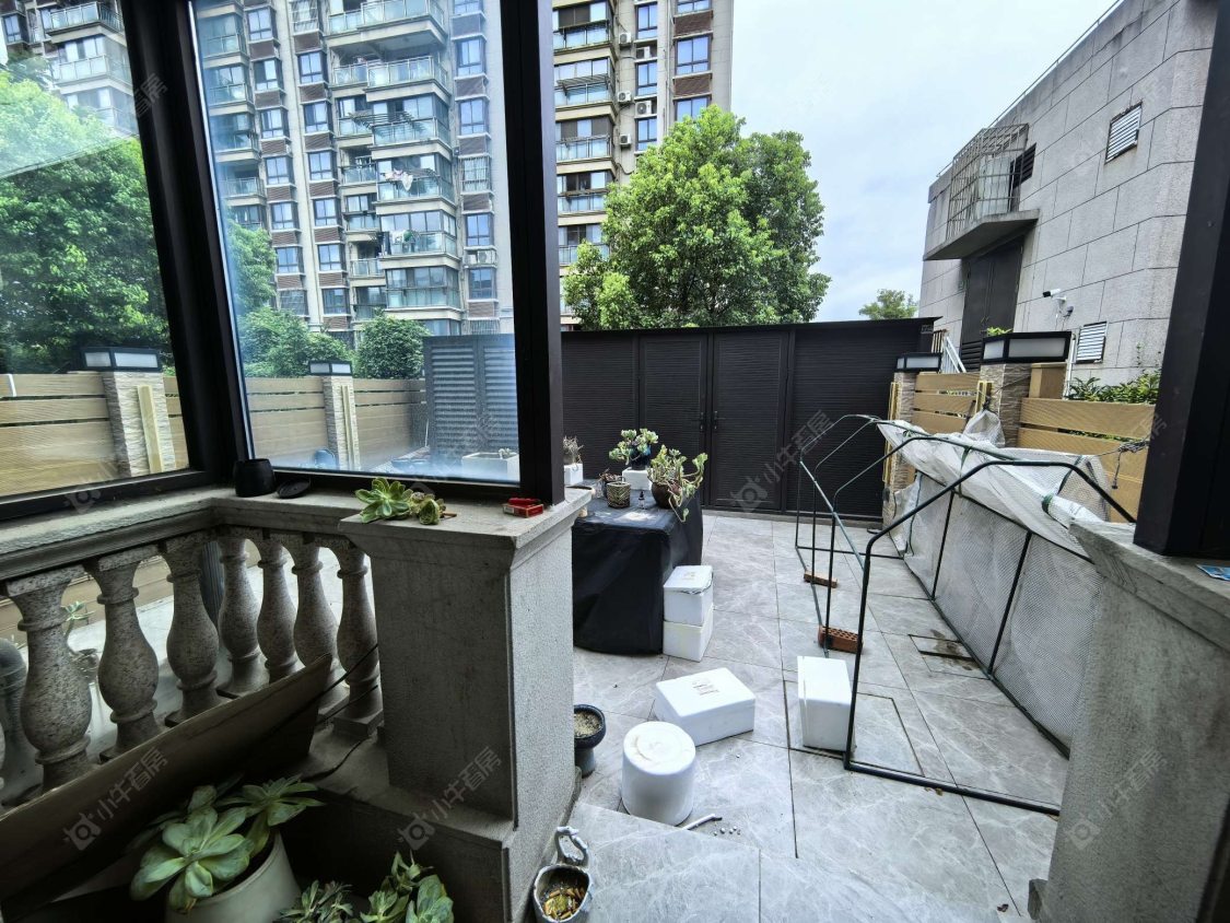 上海璟储新和湾别墅区在售二手房源小区图_小牛看房