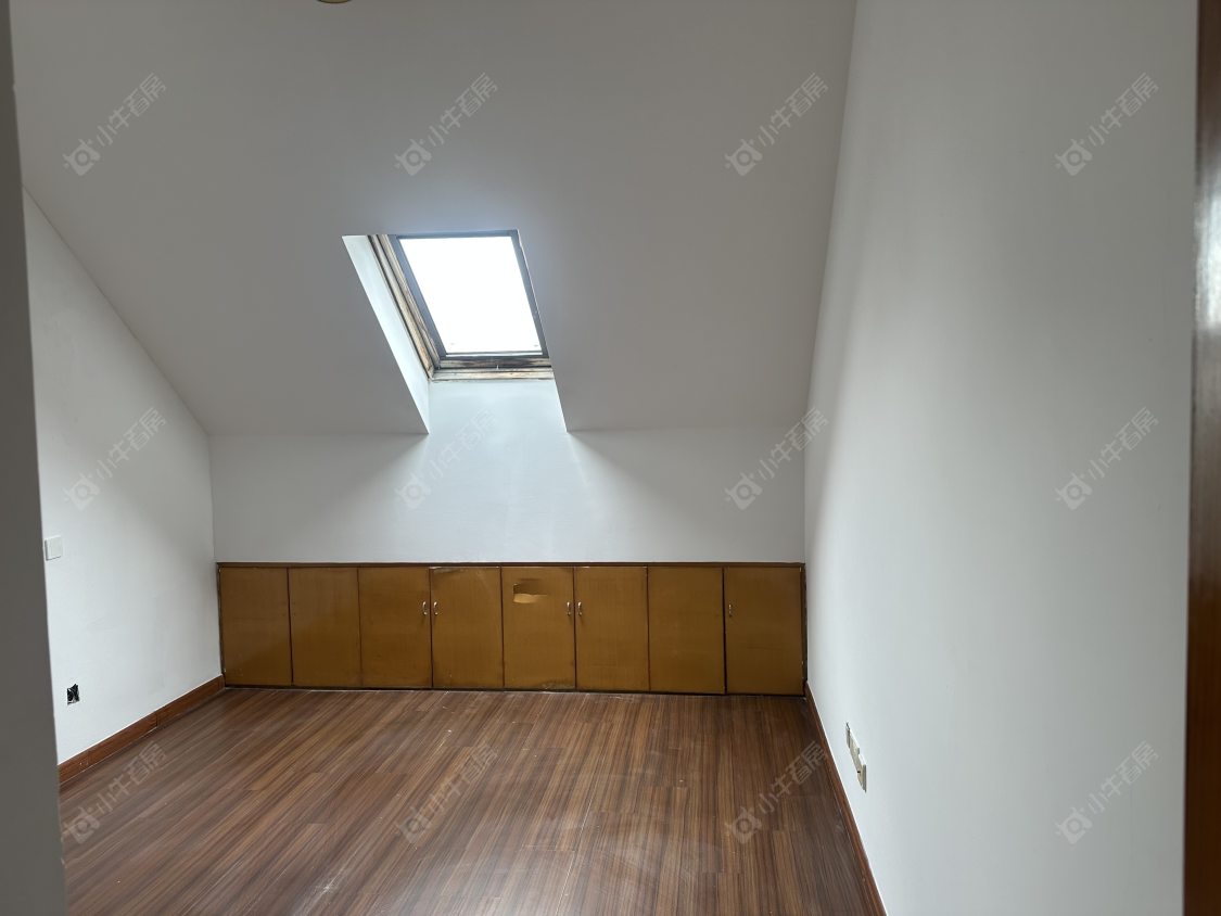 上海逸兴家园在售二手房源小区图_小牛看房