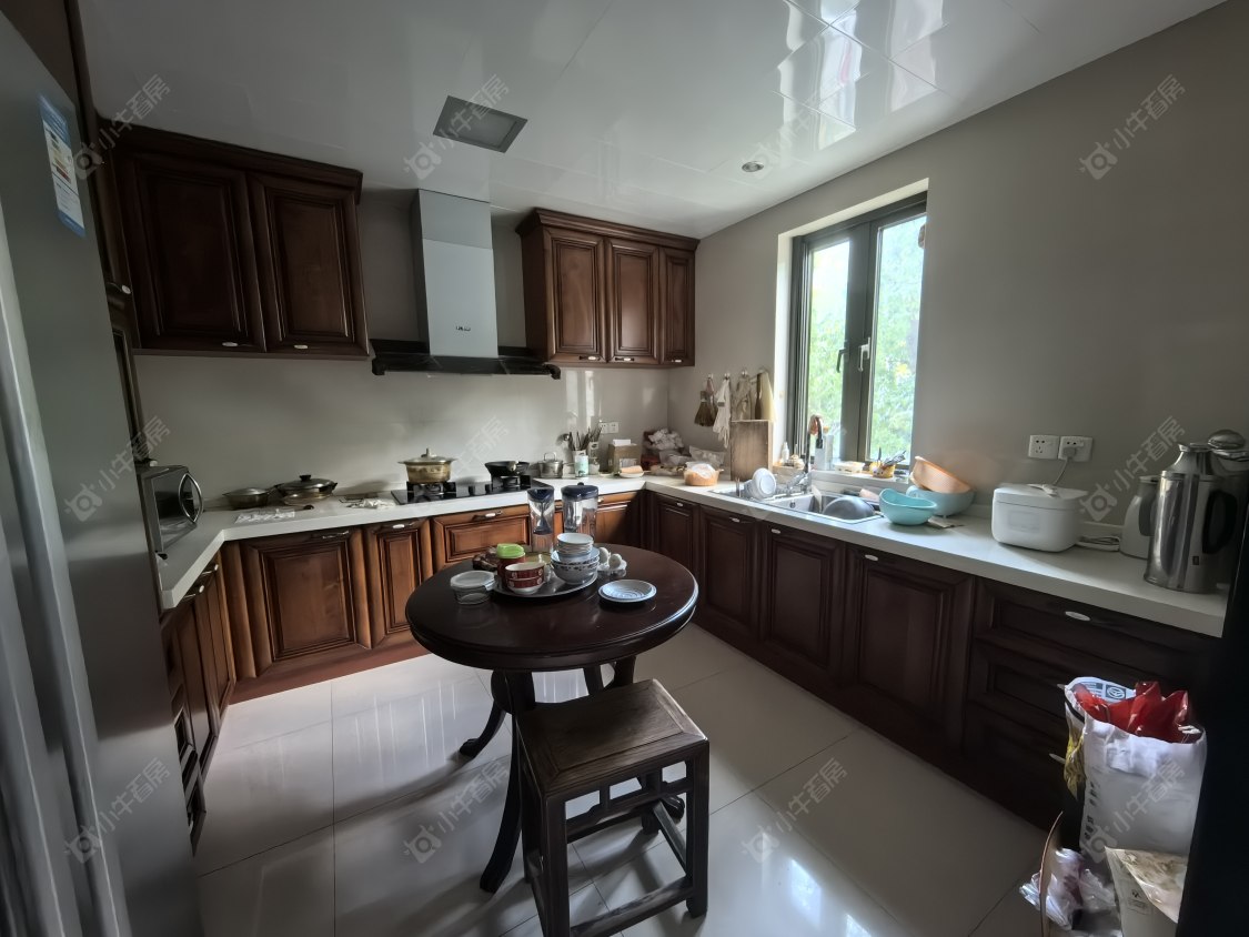 上海幸福小镇明丰绿都别墅区在售二手房源小区图_小牛看房