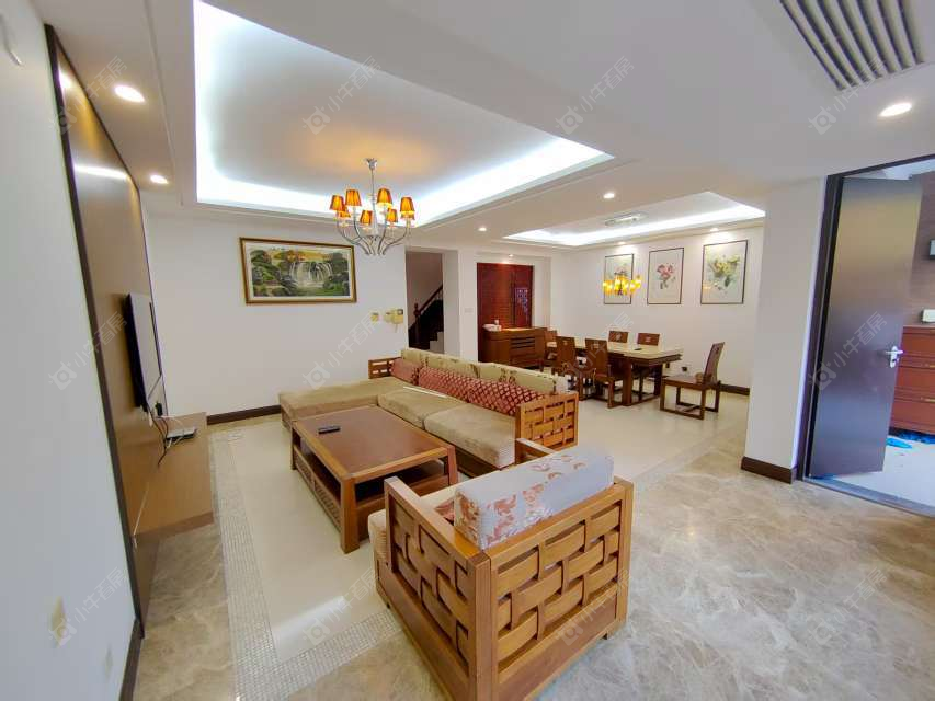 上海万科四季花城111弄别墅区在售二手房源小区图_小牛看房