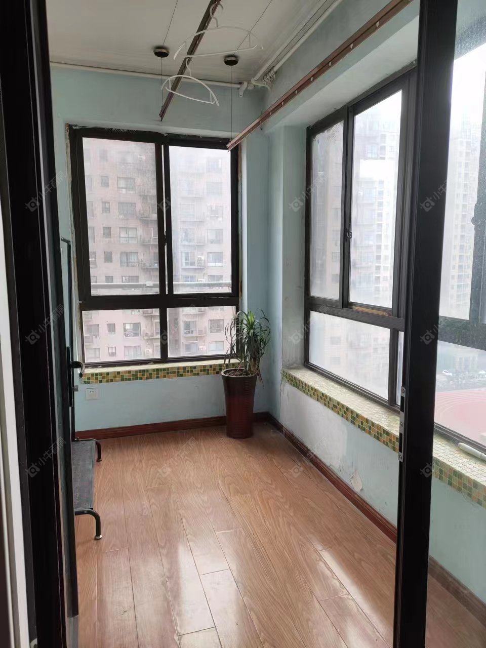 上海万业紫辰苑在售二手房源小区图_小牛看房