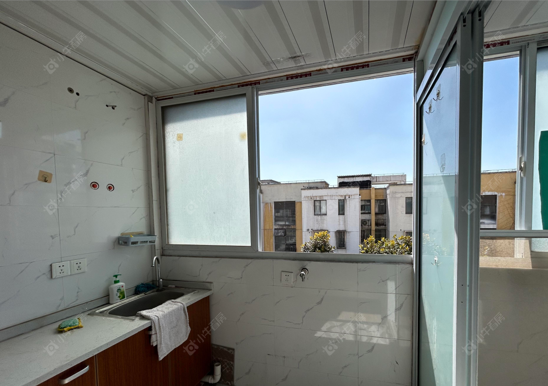 上海菊泉新城爱建顾园东区在售二手房源小区图_小牛看房