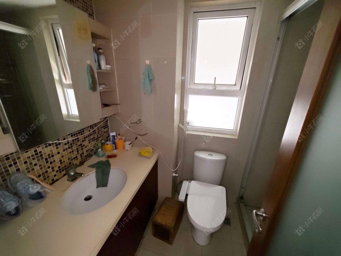 上海万科四季花城111弄在售二手房源小区图_小牛看房