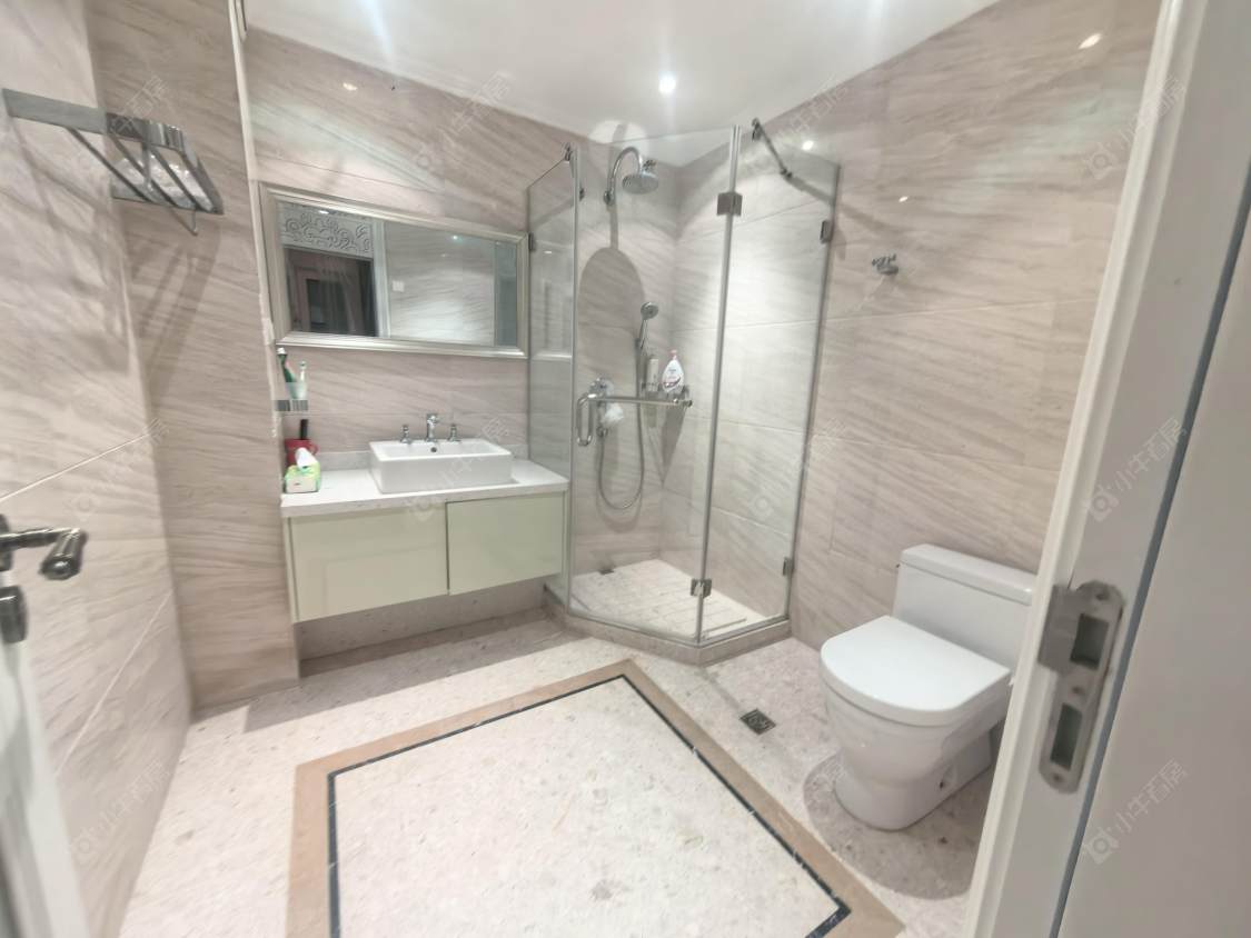 上海朗诗绿岛别墅区在售二手房源小区图_小牛看房