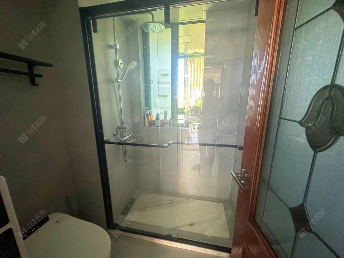 上海美兰湖颐景园在售二手房源小区图_小牛看房