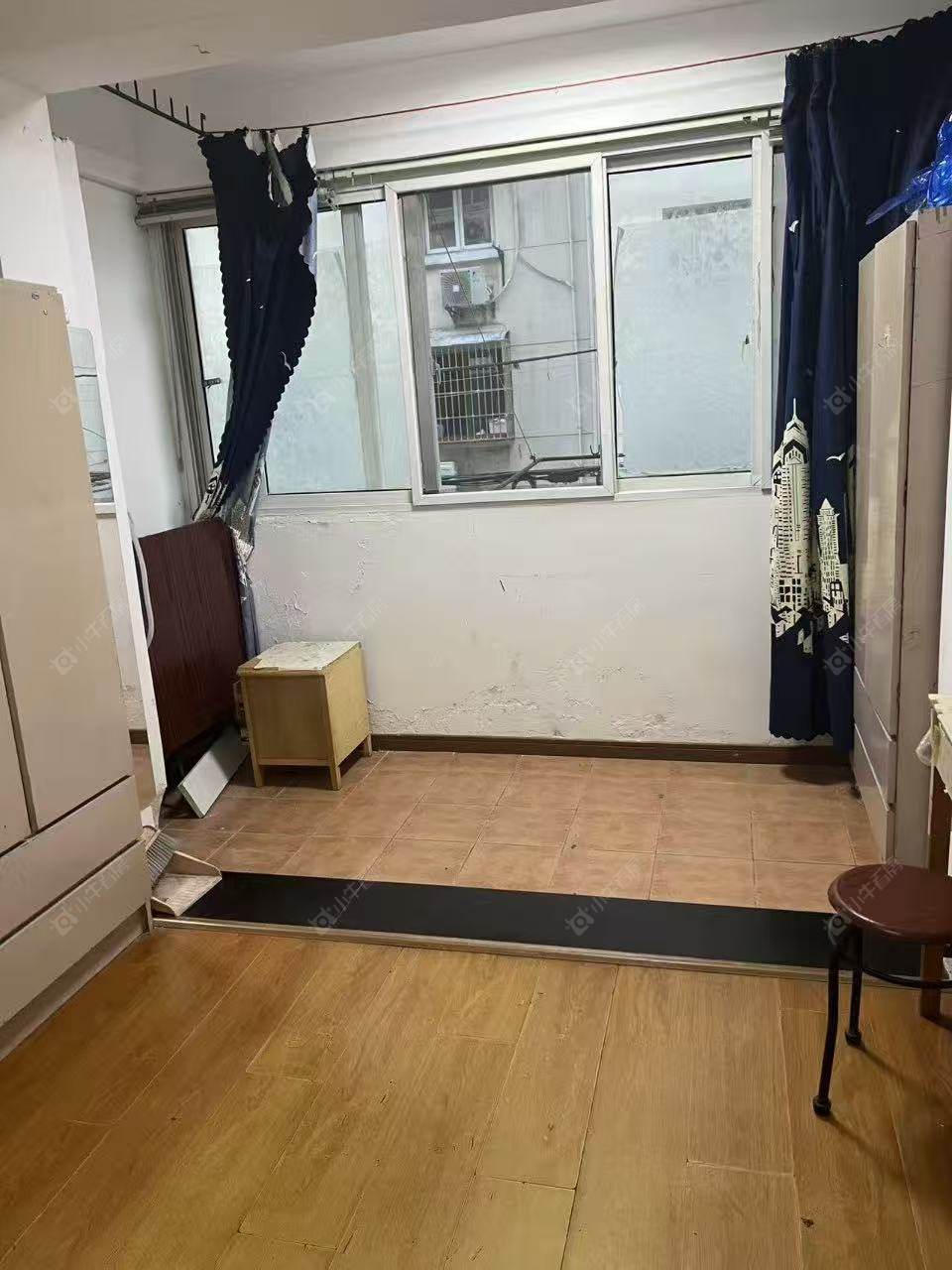 上海双辽支路70弄在售二手房源小区图_小牛看房