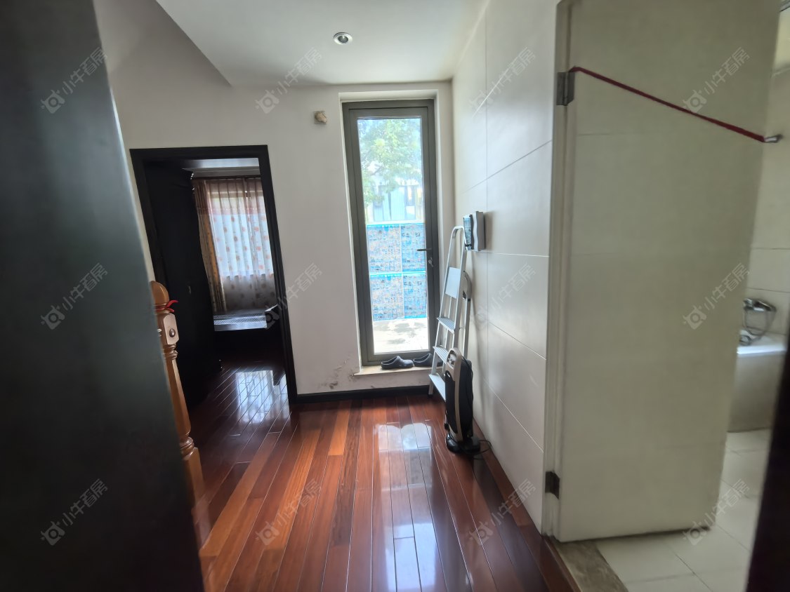 上海幸福小镇明丰绿都别墅区在售二手房源小区图_小牛看房