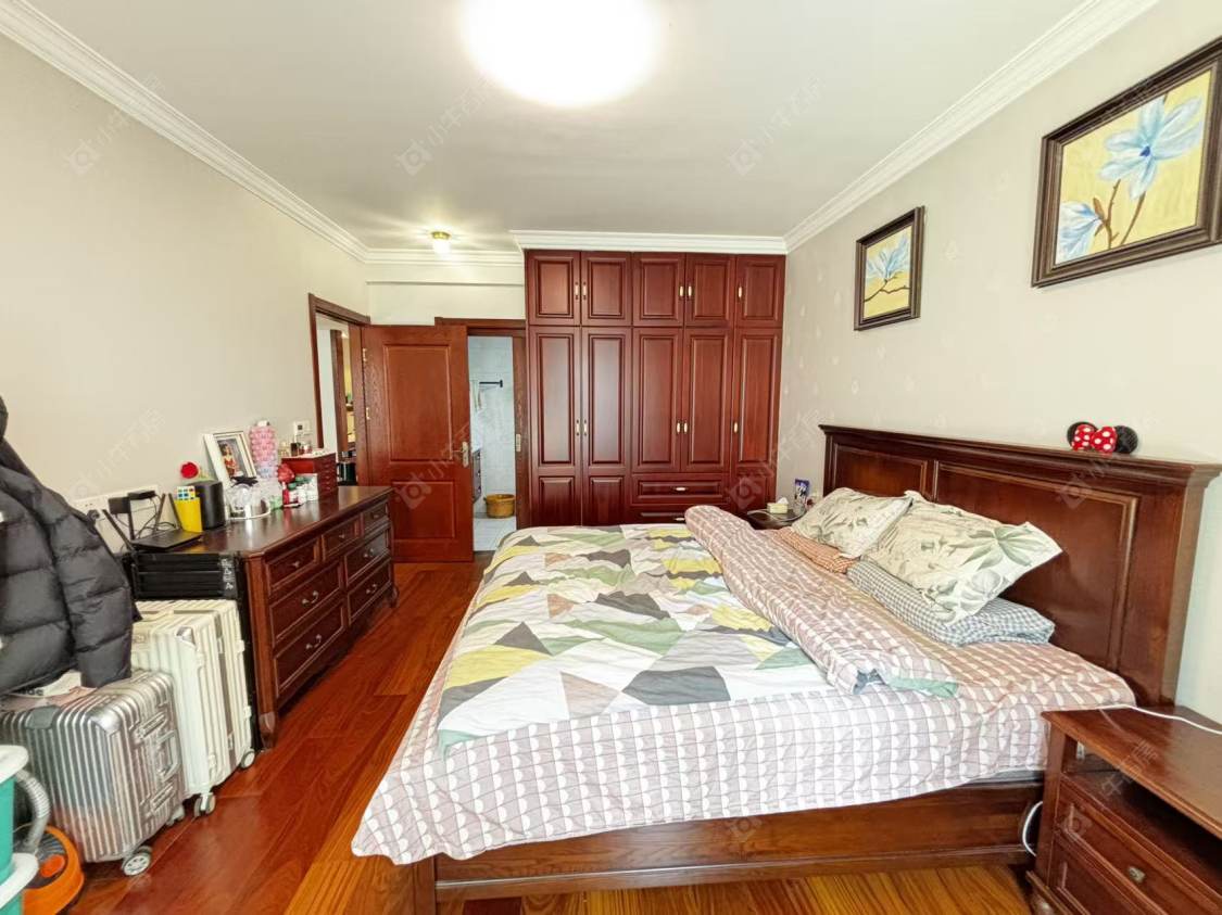 上海绿地新里波洛克公馆在售二手房源小区图_小牛看房