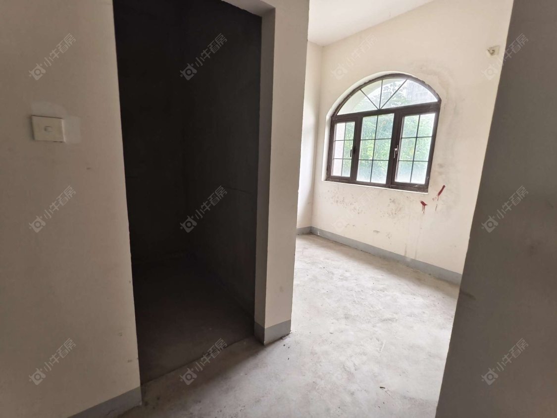 上海璟储新和湾别墅区在售二手房源小区图_小牛看房