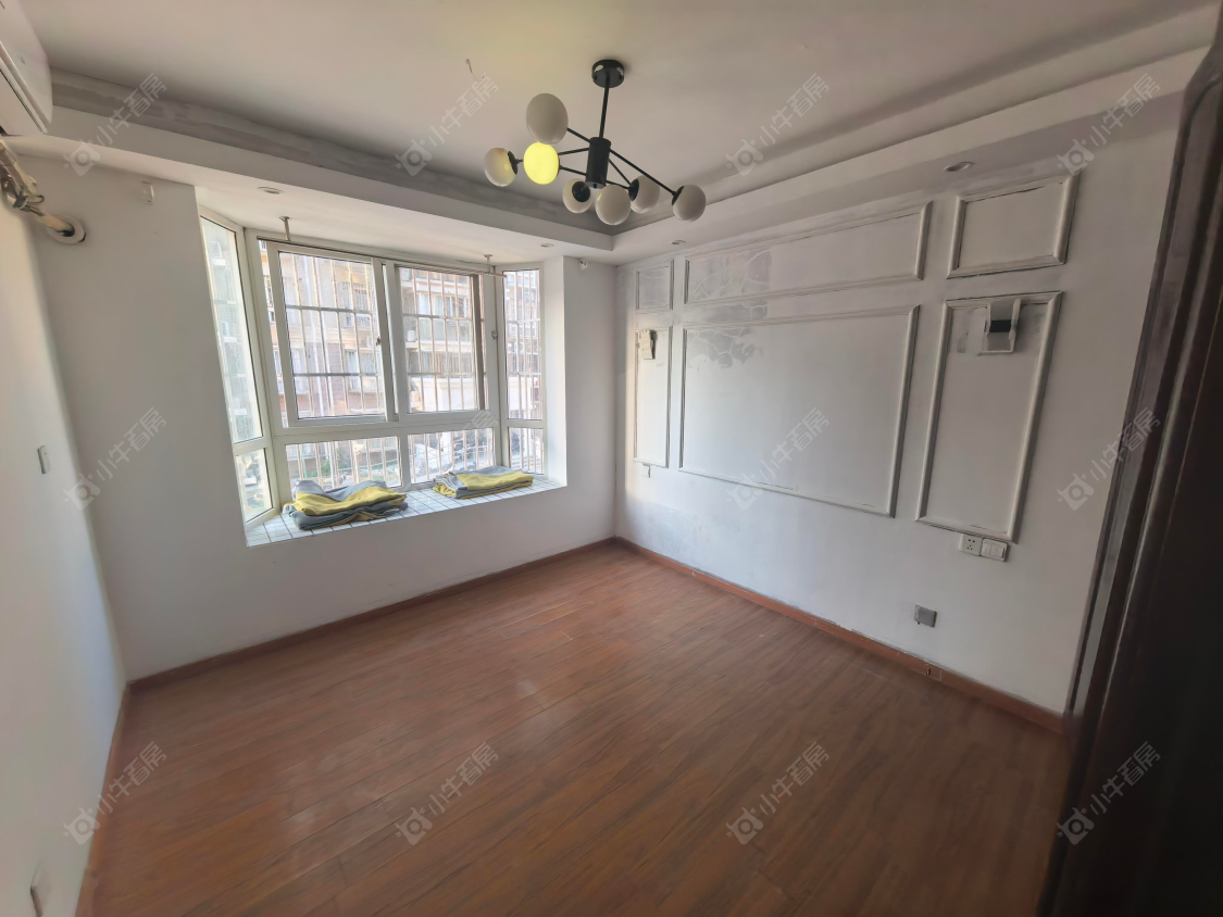 上海杨泰春城在售二手房源小区图_小牛看房