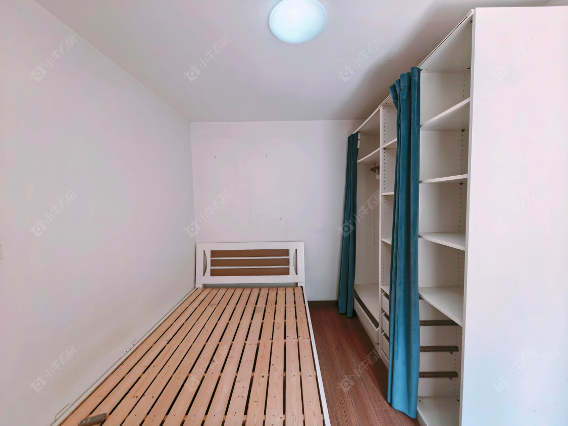 上海万科四季花城111弄在售二手房源小区图_小牛看房