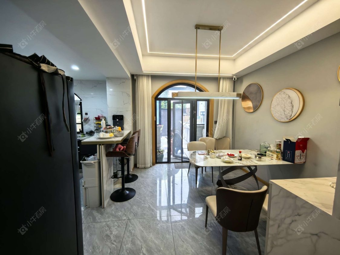 上海璟储新和湾别墅区在售二手房源小区图_小牛看房