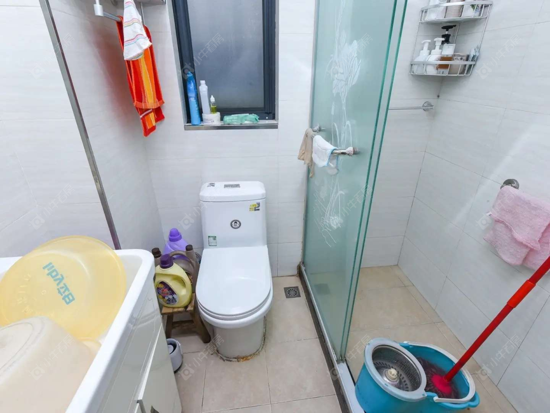 上海菊泉新城爱建顾园东区在售二手房源小区图_小牛看房