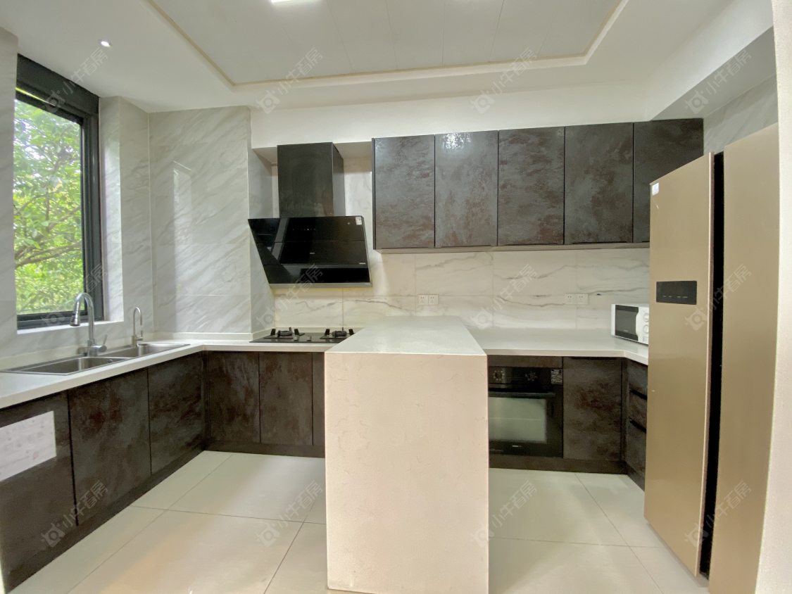 上海凯德林茵湖畔东区别墅区在售二手房源小区图_小牛看房