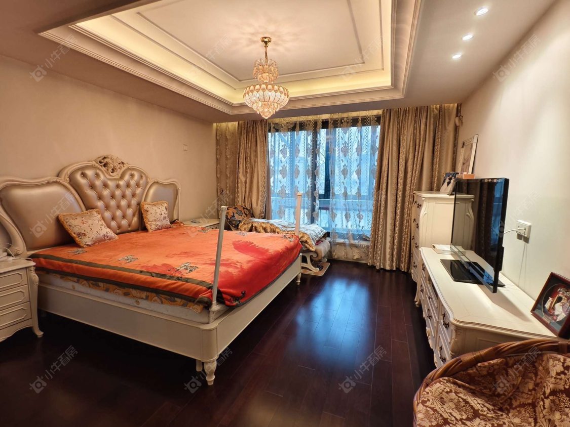 上海万科琥珀臻园别墅区在售二手房源小区图_小牛看房