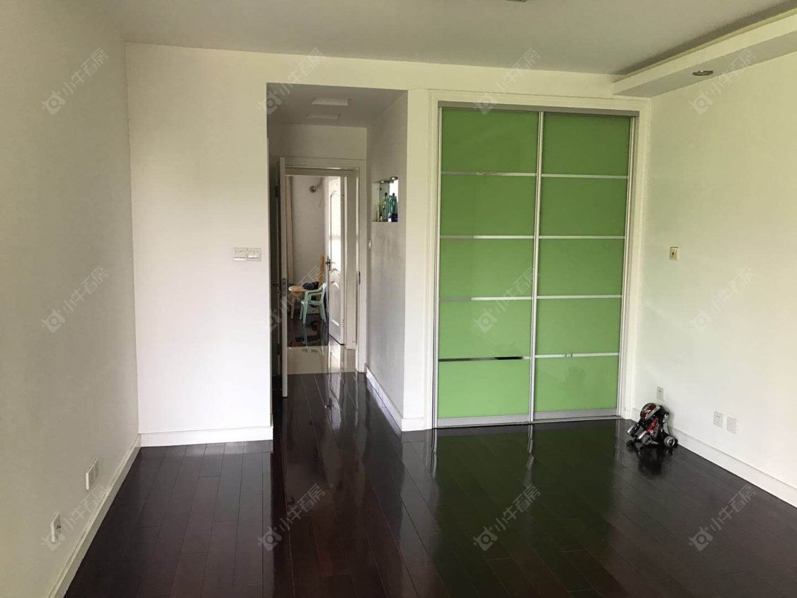 上海新昌里公寓在租房源小区图_小牛看房