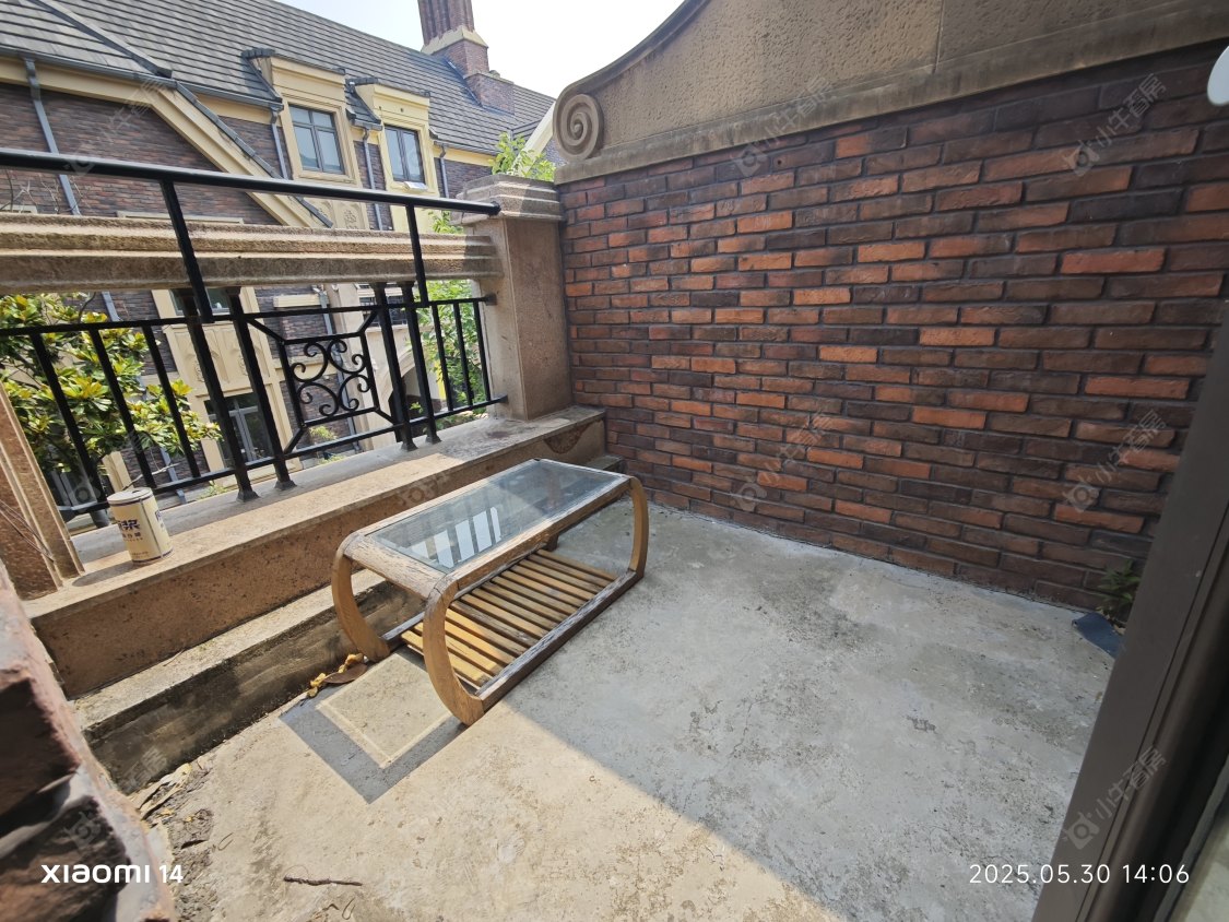 上海长泰东郊御园别墅区在售二手房源_小牛看房