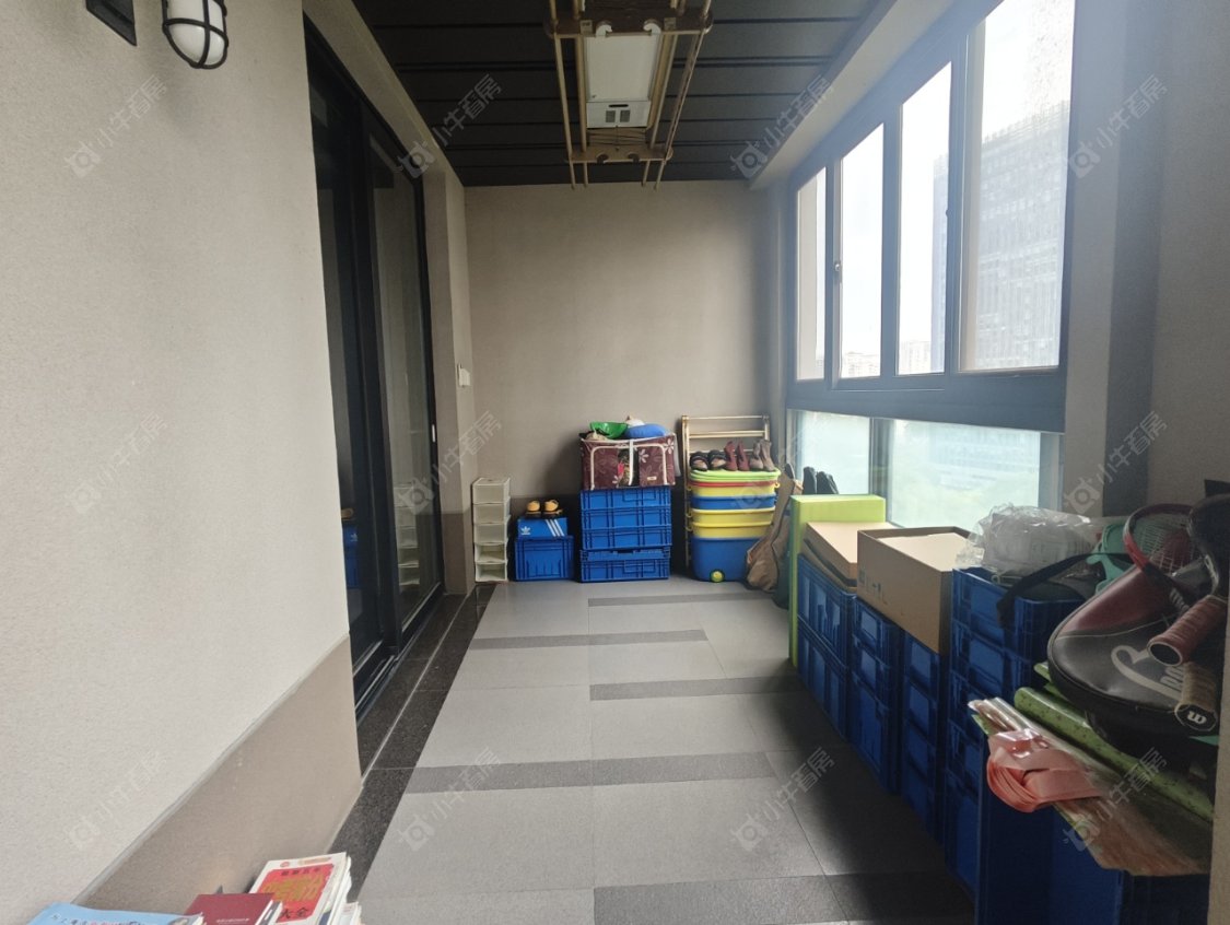 上海品尊国际公寓在售二手房源小区图_小牛看房