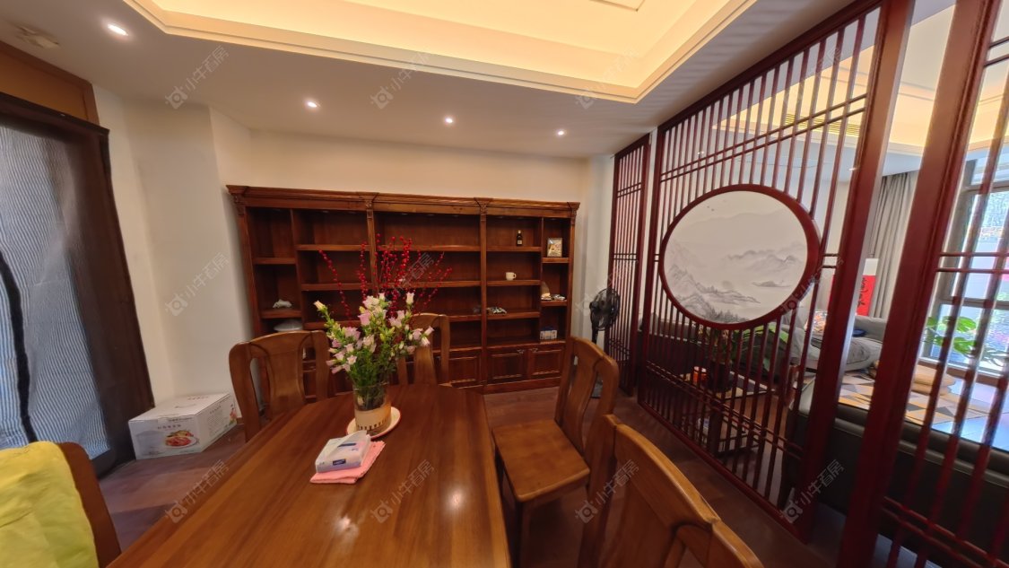 上海绿地朱家角1号111弄在售二手房源室内图_小牛看房