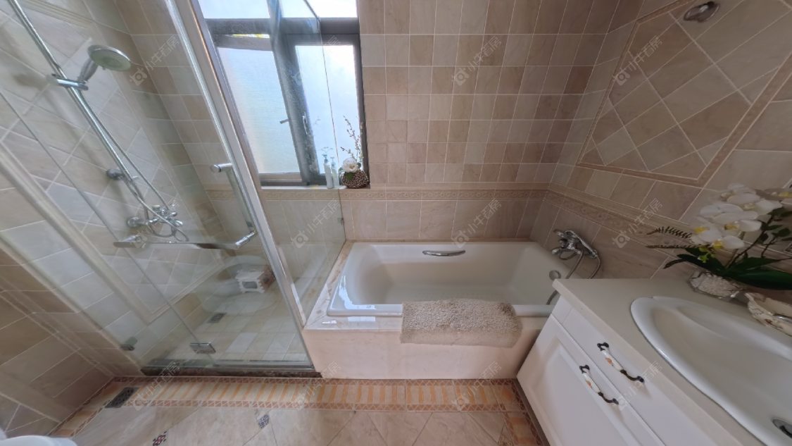 上海长泰东郊御园别墅区在售二手房源小区图_小牛看房