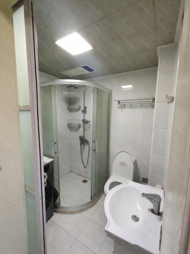 上海春江三月公寓一期1厅1卫在售二手房房源图片