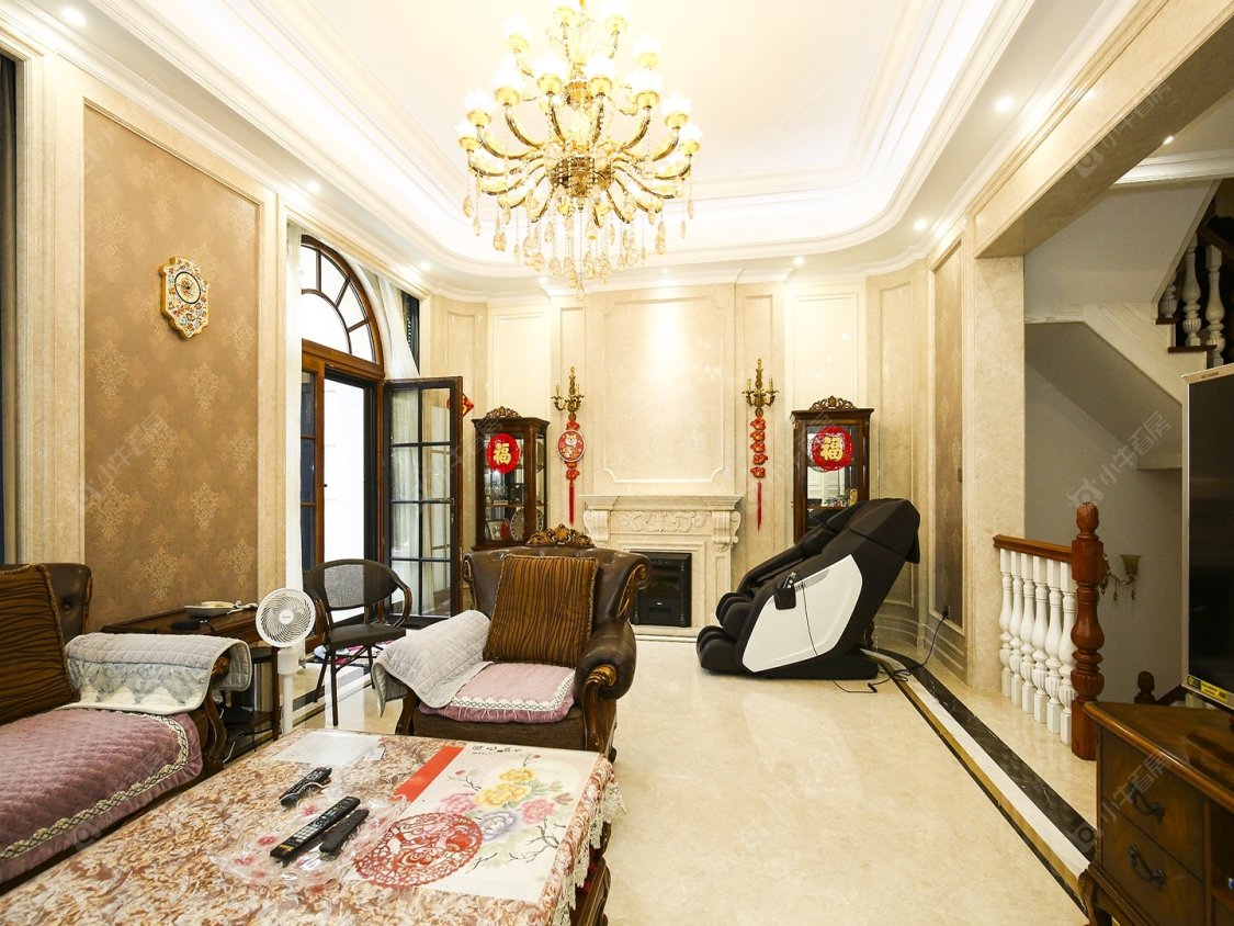 上海中建大公馆别墅区在售二手房源小区图_小牛看房