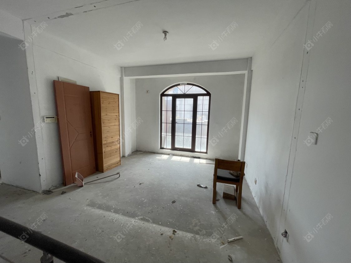 上海璟储新和湾别墅区在售二手房源小区图_小牛看房